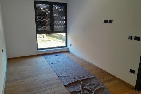 Istra,Pula,novi luksuzni stan trosobni na odličnoj lokaciji