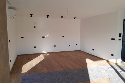 Istra,Pula,novi luksuzni stan trosobni na odličnoj lokaciji