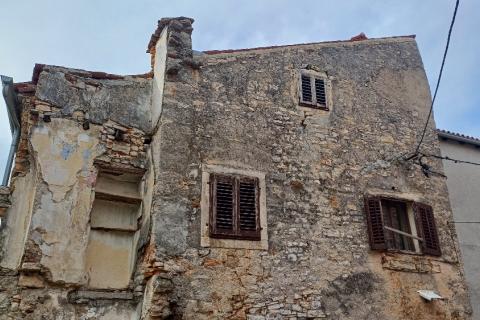 Istra, Vodnjan,stara kamena kuća za obnovu