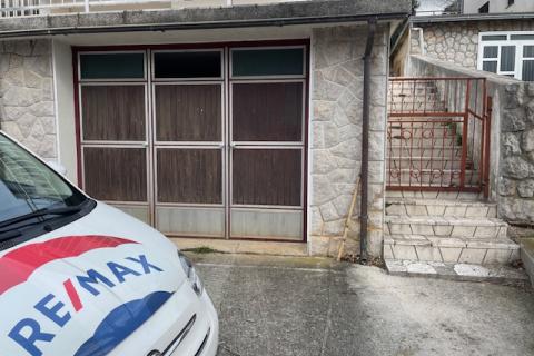 Novi Vinodolski,okolica,dvojna kuća,281 m2,90 m od mora!