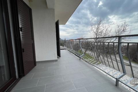 Novi Vinodolski,okolica,dvojna kuća,281 m2,90 m od mora!