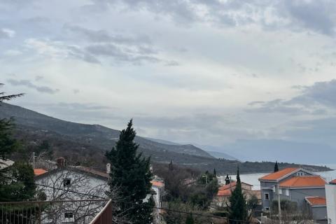 Novi Vinodolski,okolica,dvojna kuća,281 m2,90 m od mora!