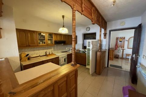 Novi Vinodolski,okolica,dvojna kuća,281 m2,90 m od mora!