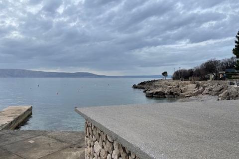 Novi Vinodolski,okolica,dvojna kuća,281 m2,90 m od mora!