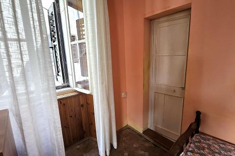 Istra, Buje, kuća u nizu