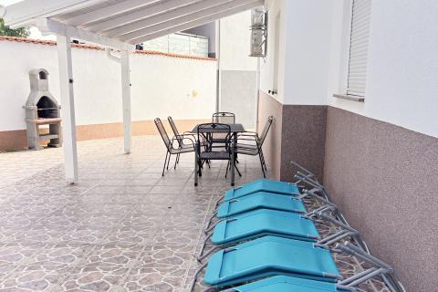 Crikvenica, Dramalj - Kuća sa bazenom i 3 parkinga, 200m2