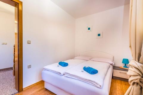 Crikvenica, Dramalj - Kuća sa bazenom i 3 parkinga, 200m2