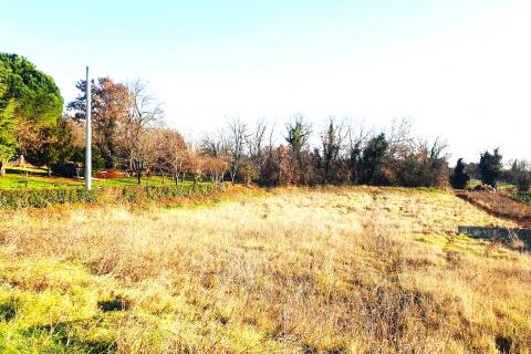 Istra,Kaštelir-Građevinsko zemljište na rubnom dijelu