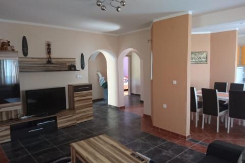 Zagreb - Dragonožec, INDUSTRIJSKA HALA 820m2 + kuća