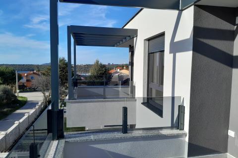 Istra,Banjole,stan sa pogledom na more!!