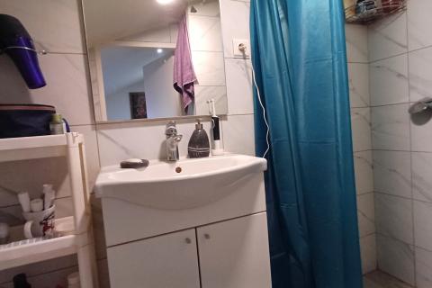 Istra,Pula-stan na 2. katu, potkrovlje