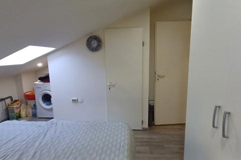 Istra,Pula-stan na 2. katu, potkrovlje