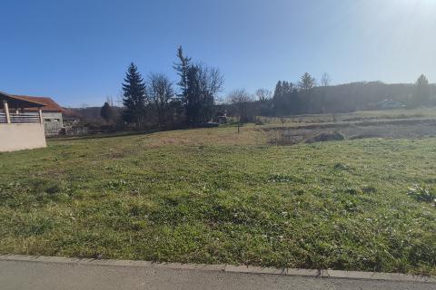 Duga Resa, teren 150 m od Mrežnice sa projektom