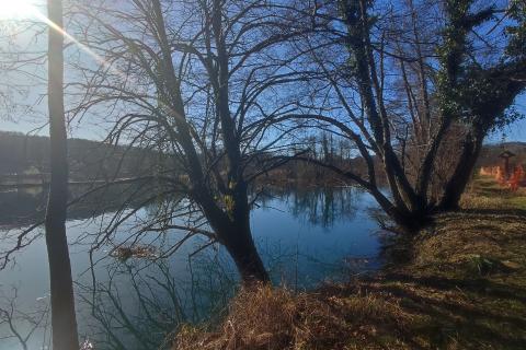 Duga resa, građevinsko zemljište 150 m od Mrežnice