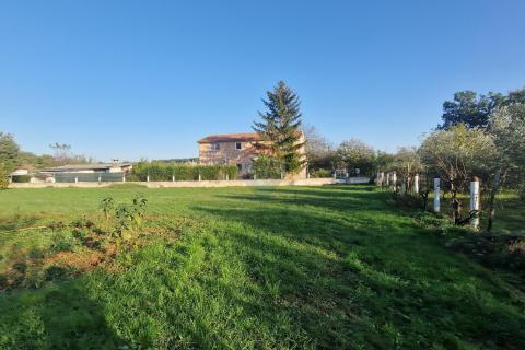 Stavbno zemljišče Loborika, Marčana, 584m2