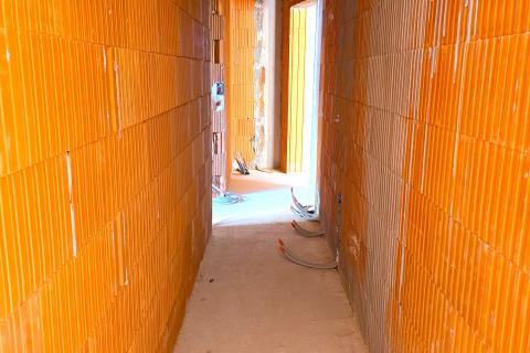 Истрия, Ровинь – Двухкомнатная квартира в новостройке в центре, парковка, кладовое помещение