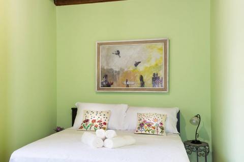 Istra,Pula okolica-uređena kamena kuća