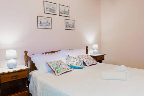 Istra,Pula okolica-uređena kamena kuća