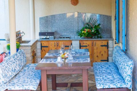 Istra,Pula okolica-uređena kamena kuća