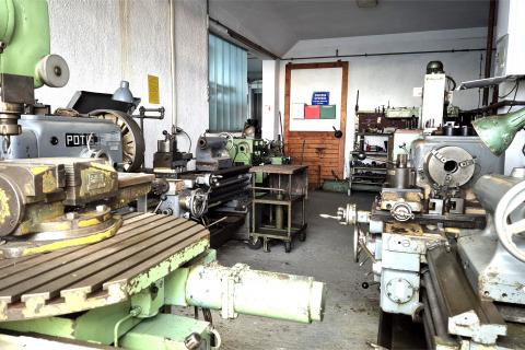 Attività commerciale Dugo Selo - Jug, Dugo Selo, 570m2