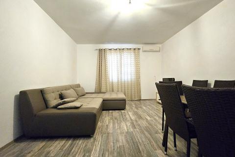 Istra, Umag centar, kuća s puno potencijala