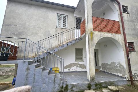 Istra, Umag centar, kuća s puno potencijala