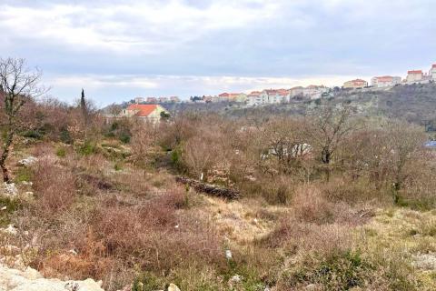 Novi Vinodolski - građevinski teren 549 m2