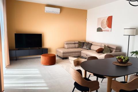 Istra,Pomer-moderna kuća s bazenom