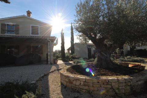 Дом Peresiji, Svetvinčenat, 235m2