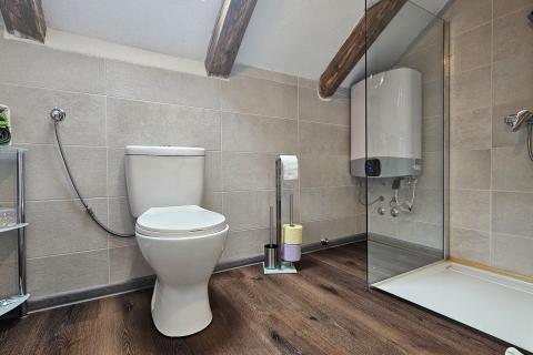 Hiša Brod na Kupi, Delnice, 252m2