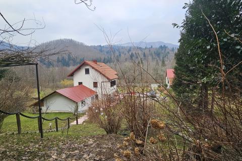 Hiša Brod na Kupi, Delnice, 252m2