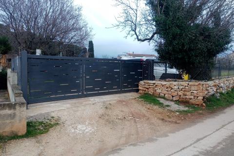 Building plot Vodnjan, 649m2