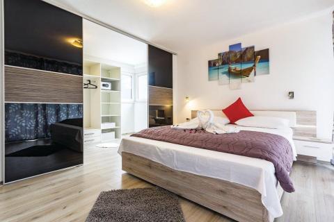 Istra,Šišan - moderna kuća sa četiri spavaće sobe