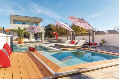 Istra,Šišan - moderna kuća sa četiri spavaće sobe