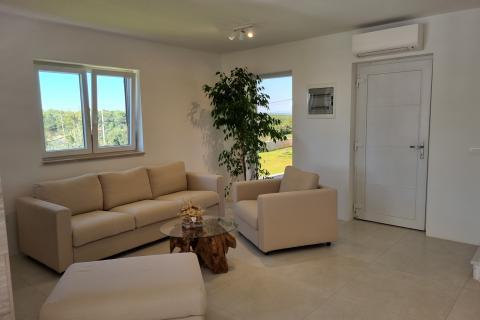 Istra,Barban okolica- kuća s bazenom,190m2