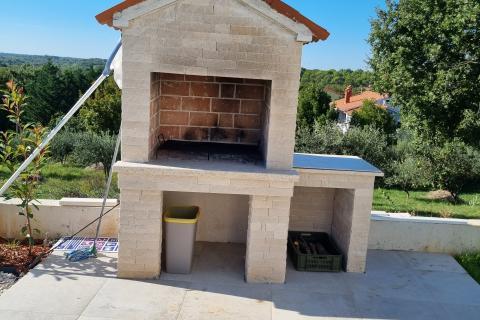 Istra,Barban okolica- kuća s bazenom,190m2