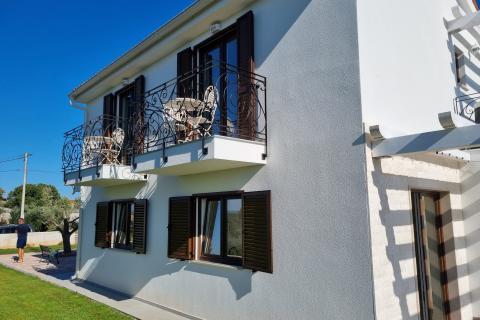 Istra,Barban okolica- kuća s bazenom,190m2