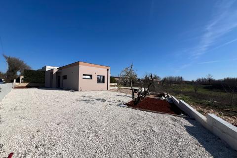 ISTRA, Svetvičenat - prizemnica sa bazenom NOVO