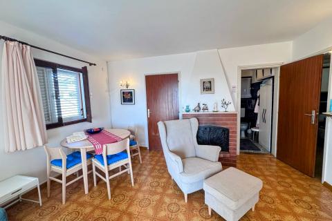 OTOK KRK-kuća 100 metara do plaže