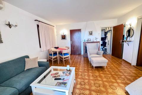 OTOK KRK-kuća 100 metara do plaže