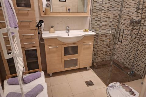 Baška - prekrasan stan na samom moru 54m2