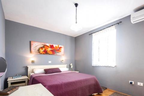 Istra Lovrečica,Kuća dvojnica 300 m do mora