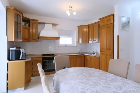 House Veli vrh, Pula, 212m2