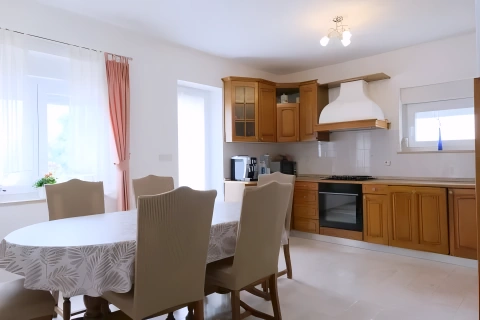 House Veli vrh, Pula, 212m2