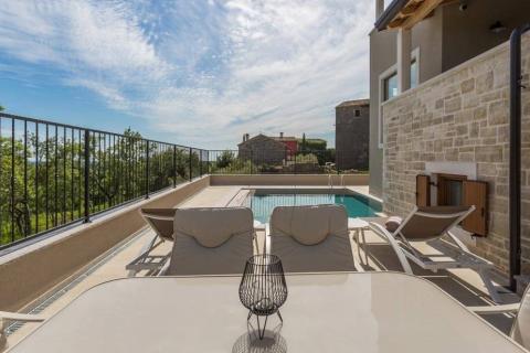 Istra,Buje,okolica-Vila s panoramskim pogledom