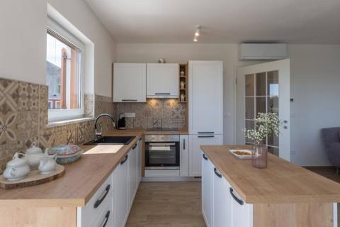 Istra,Buje,okolica-Vila s panoramskim pogledom