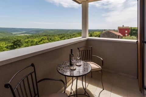 Istra,Buje,okolica-Vila s panoramskim pogledom