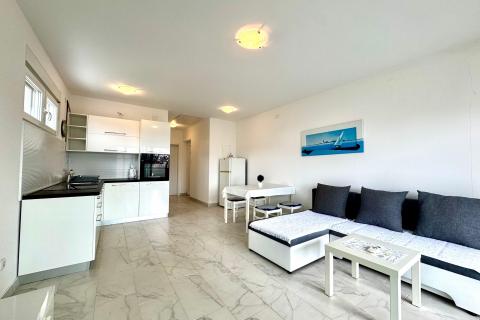 Novi Vinodolski, Povile – floor with 2 separate apartments