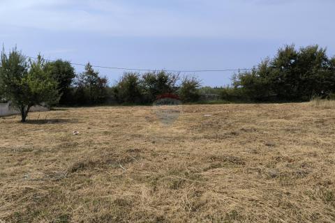 Terreno edificabile Majmajola, Vodnjan, 659m2