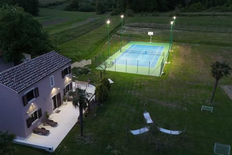 ISTRIA, PIĆAN - 3 holiday homes for 22 people 4500 m2 garden!